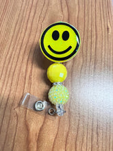 Load image into Gallery viewer, SMILEY FACE