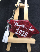 Load image into Gallery viewer, GRADUATION CAP WITH TASSEL