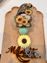 Load image into Gallery viewer, SUNFLOWER GNOME