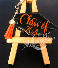 Load image into Gallery viewer, GRADUATION CAP WITH TASSEL