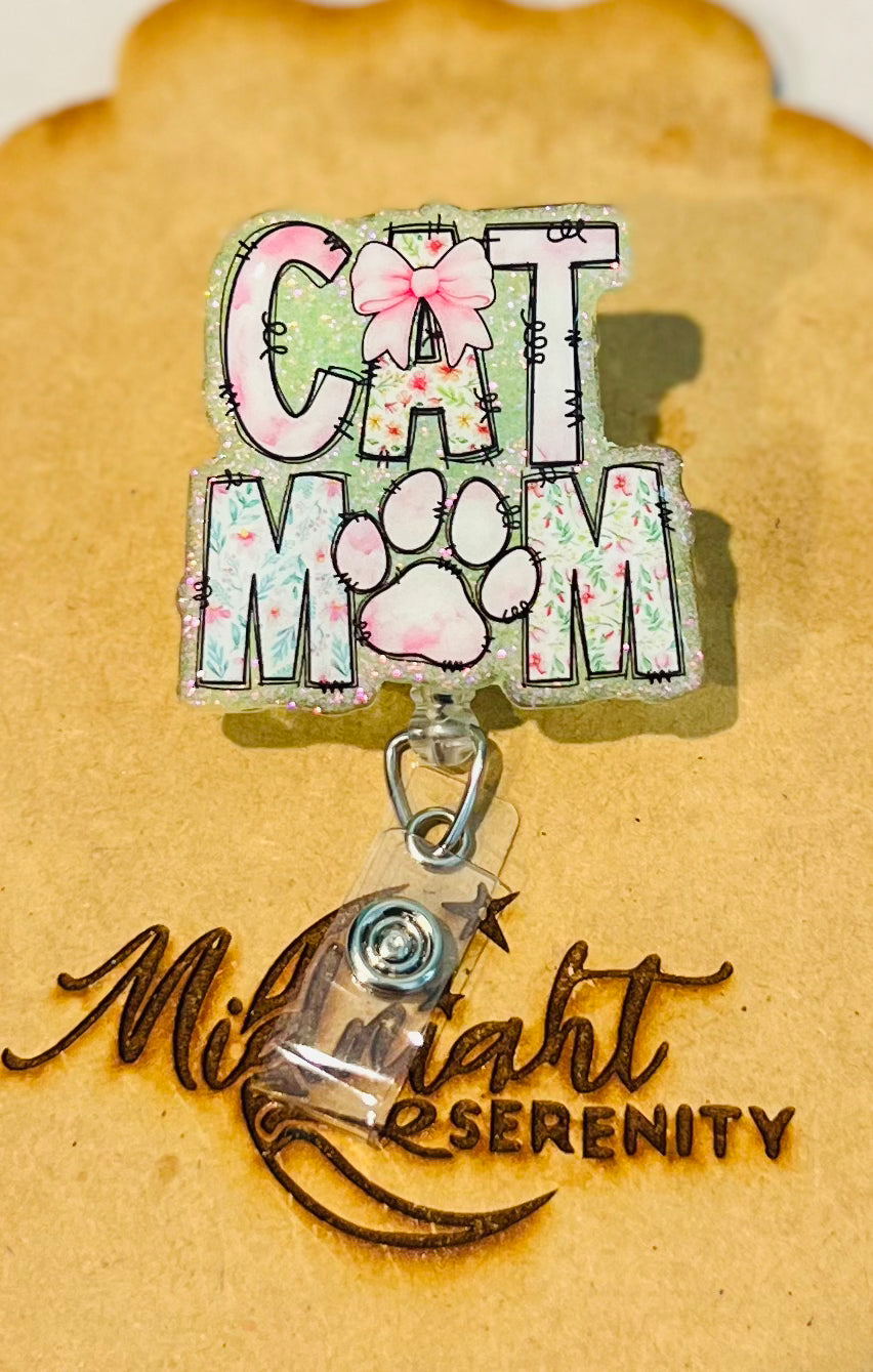 CAT MOM